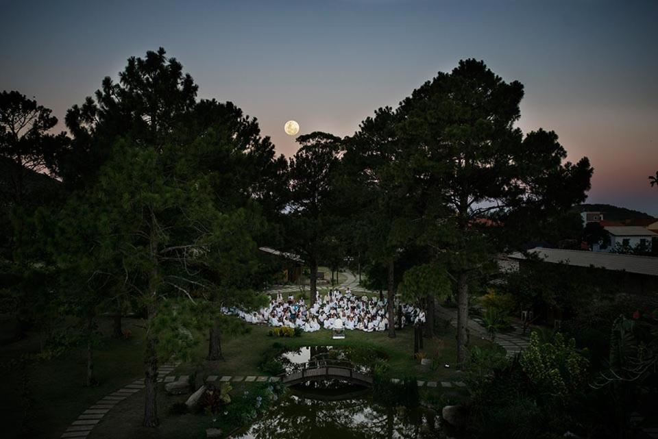 Pousada Mevlana Garden Barra de Ibiraquera Exterior foto